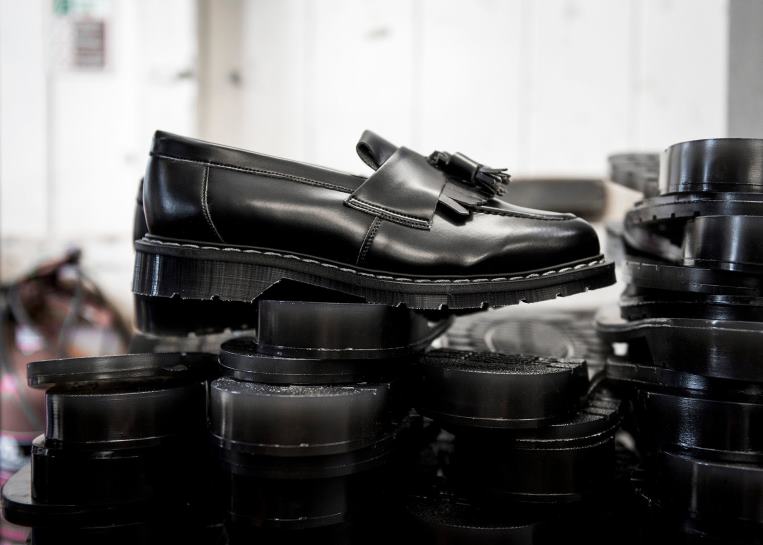 Solovair Svart Vegansk Hi-shine Dusk Loafer Mennh6ll2c204